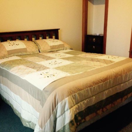 Bed and Breakfast Waipiro Bay Paradise Te Puia Zewnętrze zdjęcie
