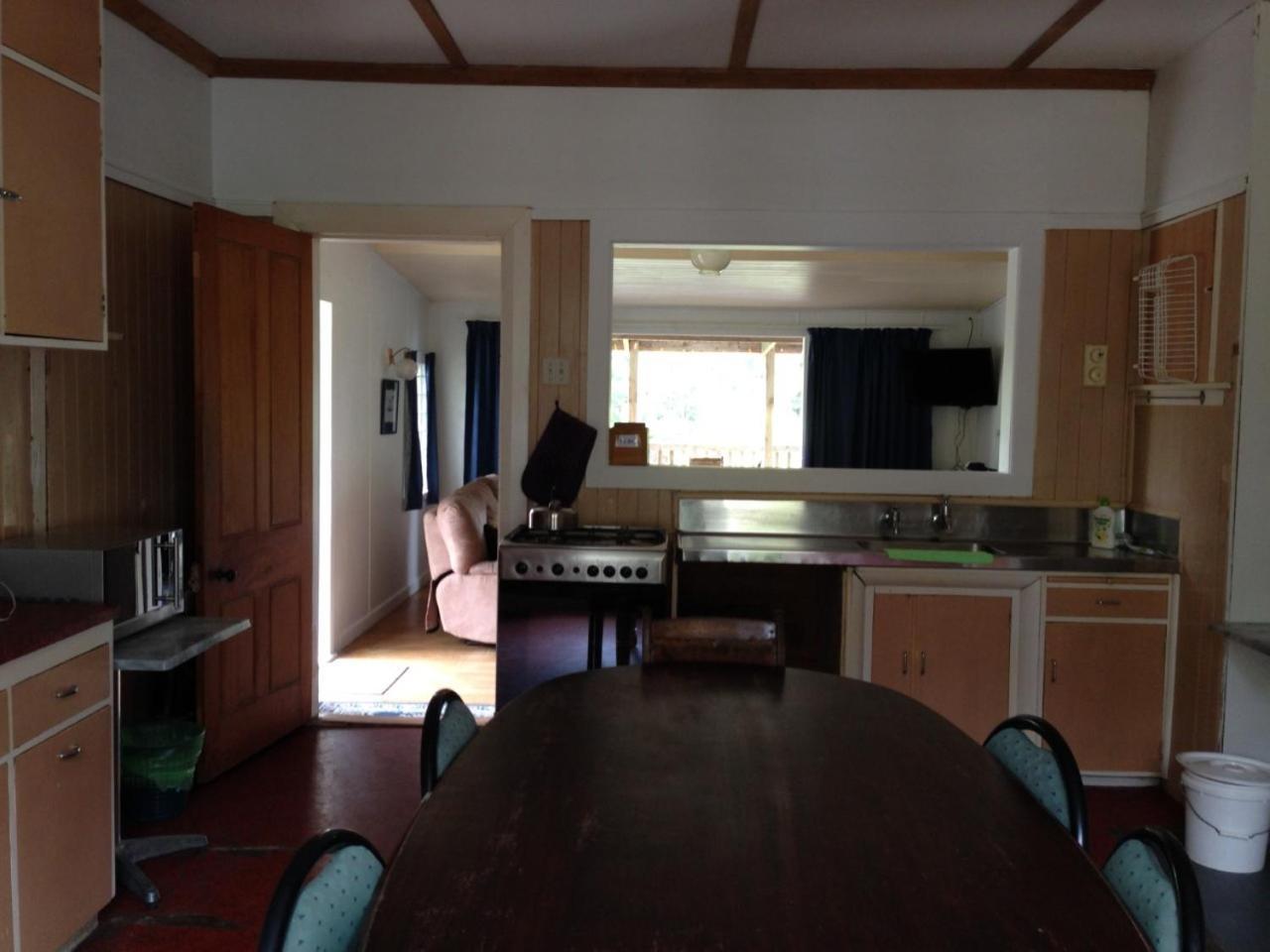 Bed and Breakfast Waipiro Bay Paradise Te Puia Zewnętrze zdjęcie