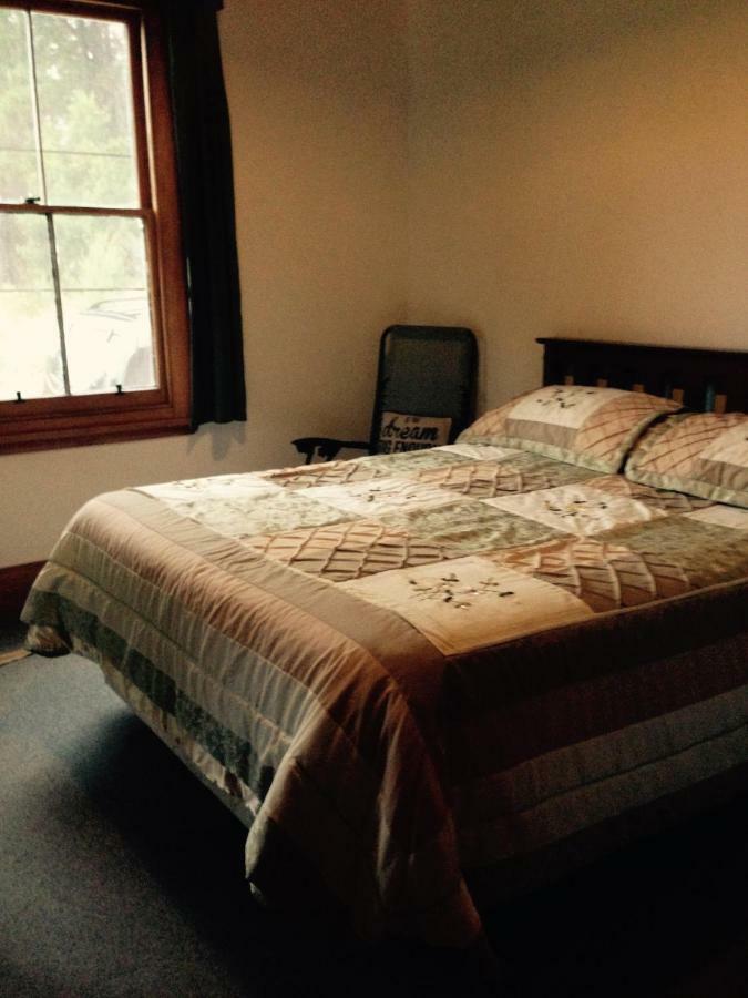 Bed and Breakfast Waipiro Bay Paradise Te Puia Zewnętrze zdjęcie
